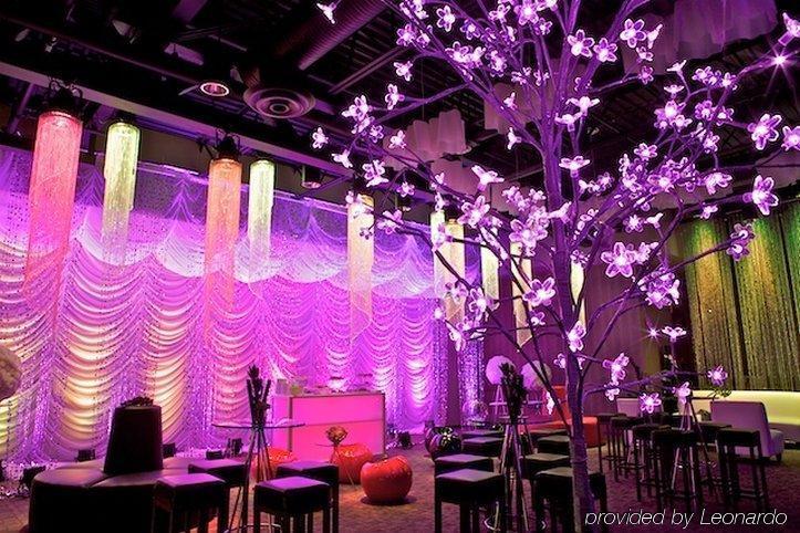 Hotel Arts Калґарі Екстер'єр фото
