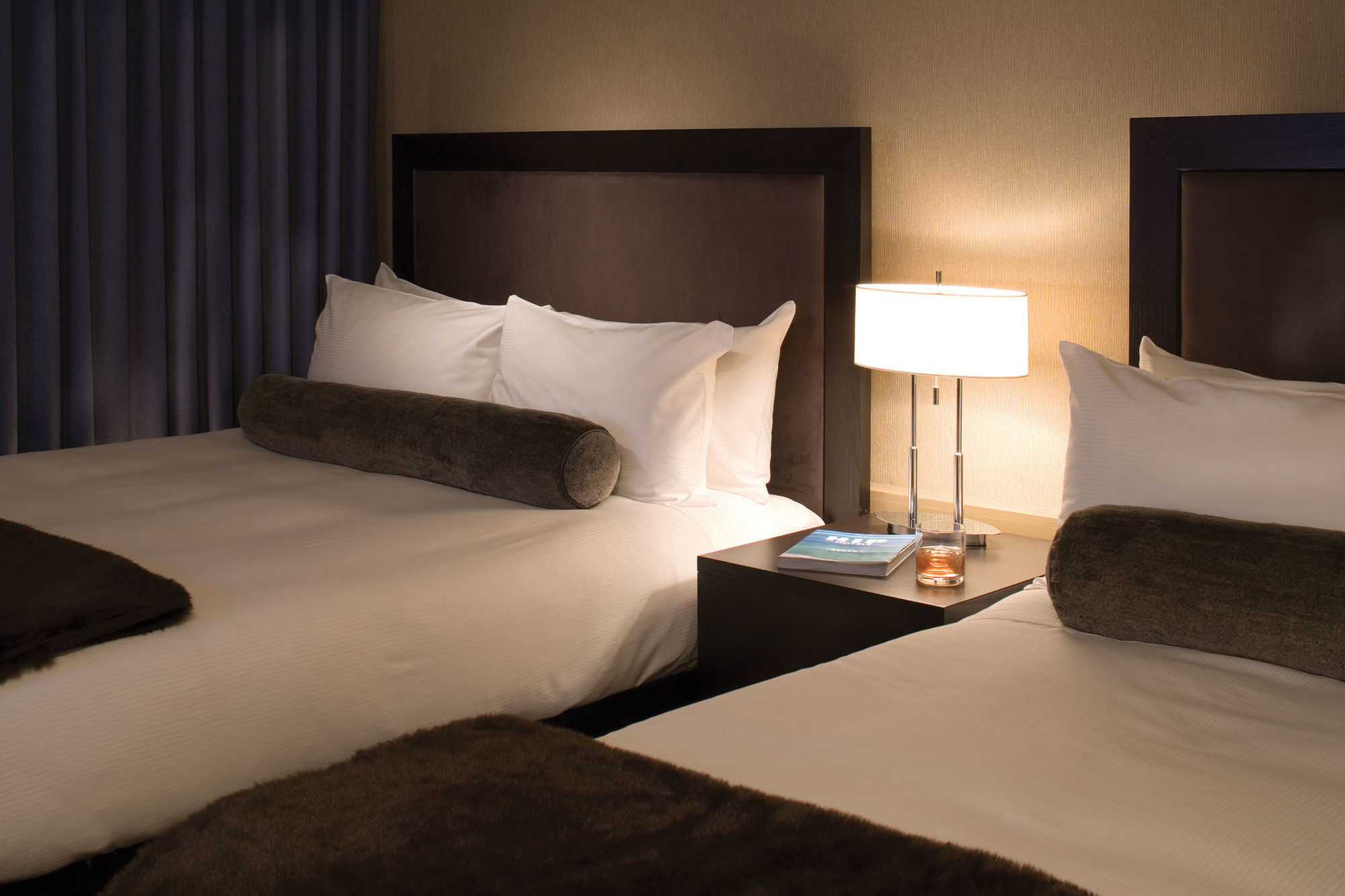 Hotel Arts Калґарі Екстер'єр фото