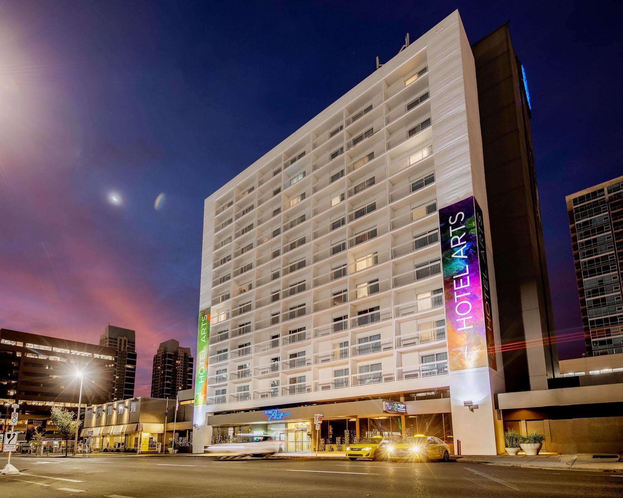 Hotel Arts Калґарі Екстер'єр фото